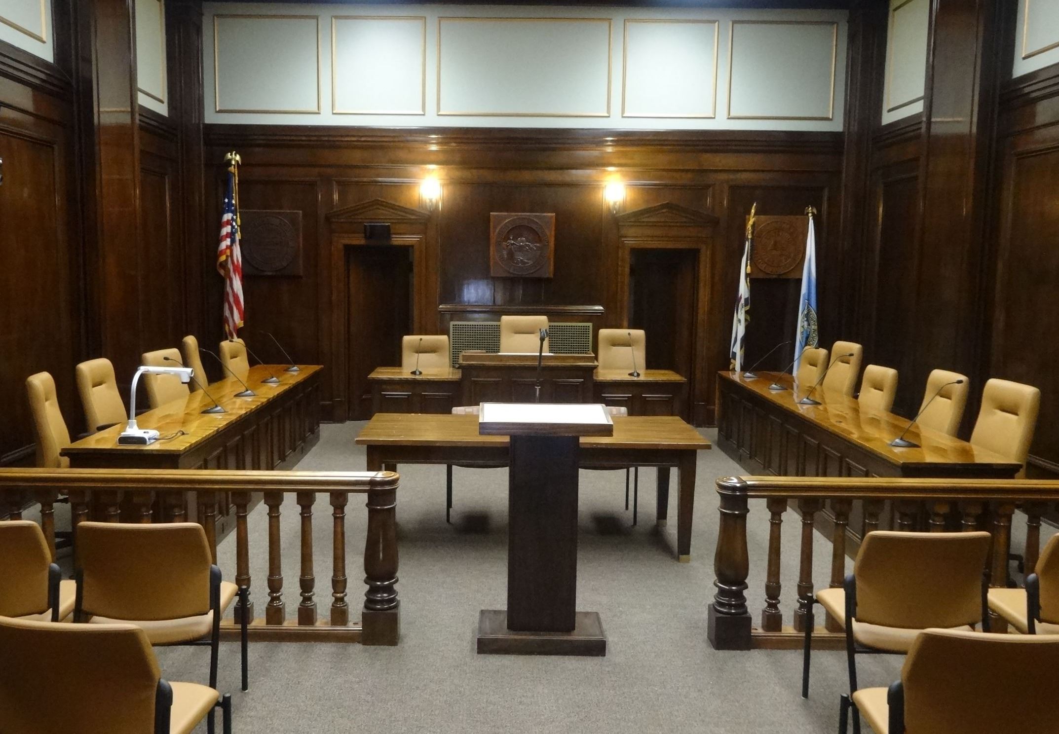 A picture of City Council Chambers.