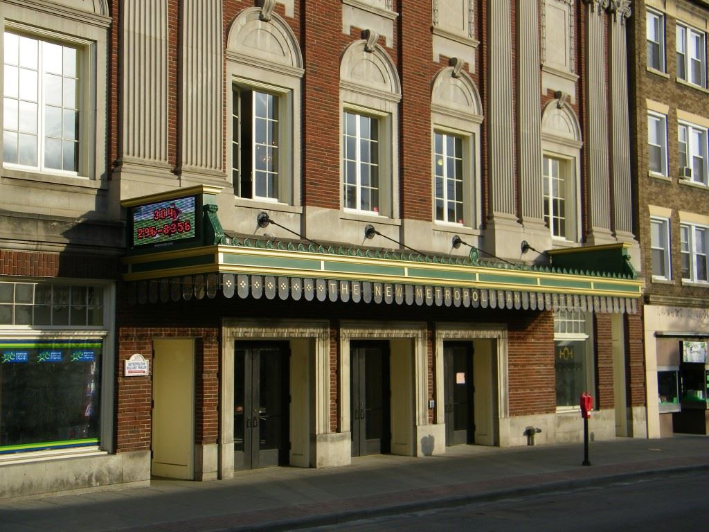 The exterior of the Metropolitan Theatre.