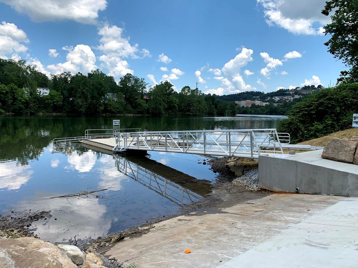 Image of kayak launch at Walnut Street Landing.